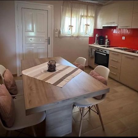 Paschali Apartment With 1 Bedroom In Ammoudia Párga Exterior foto